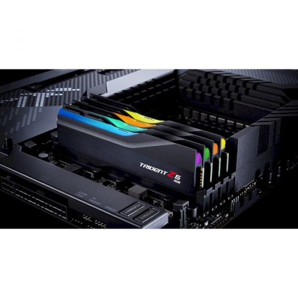 Модуль пам`яті DDR5 2x16GB/6400 G.Skill Trident Z5 RGB Black (F5-6400J3239G16GX2-TZ5RK)