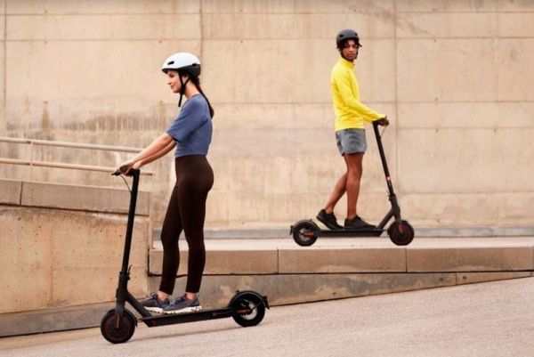 Електросамокат Xiaomi Mi Electric Scooter Pro 2 Black