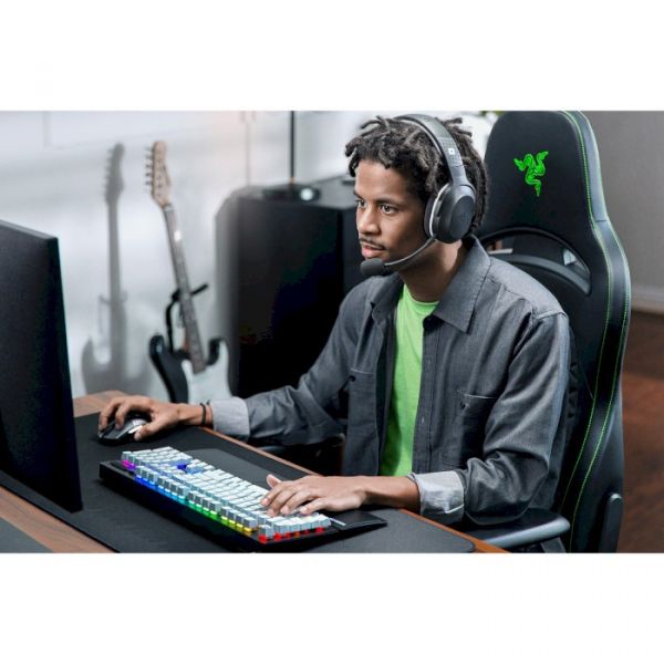 Комп'ютерна гарнітура Razer Barracuda X 2022 Roblox Edition (RZ04-04430400-R3M1)