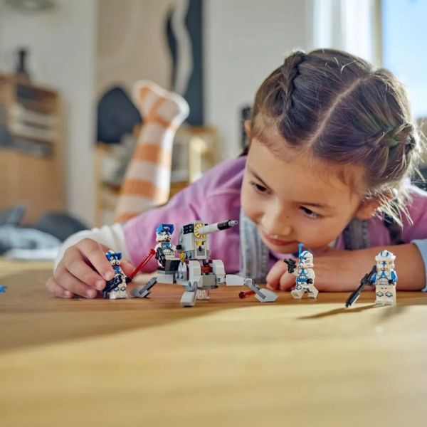 Блоковий конструктор LEGO Star Wars Бойовий загін бійців-клонів 501-го легіону (75345)