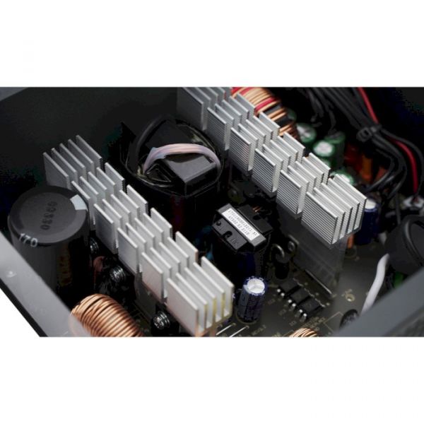 Блок живлення Deepcool PF700 (R-PF700D-HA0B)