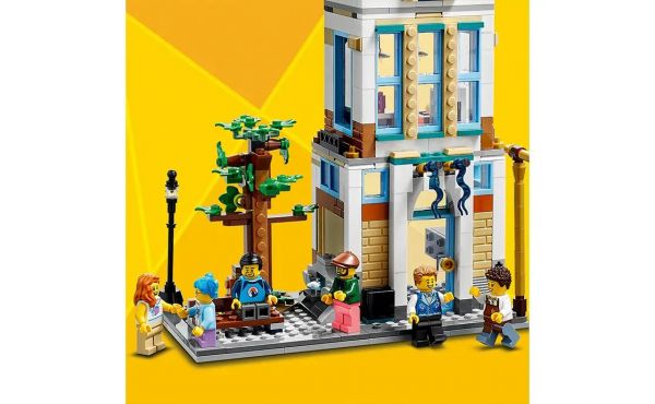 Блоковий конструктор LEGO Головна вулиця (31141)