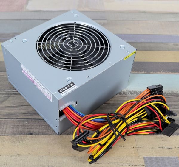 Блок живлення Chieftec Value 700 W 80+ (APB-700B8) bulk