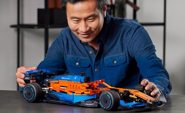 Авто-конструктор LEGO Technic McLaren Formula 1 (42141)