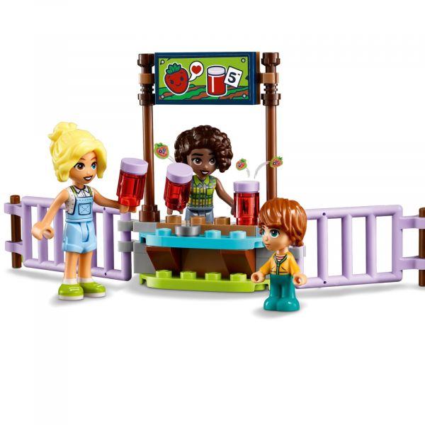 Блоковий конструктор LEGO Friends Притулок для сільськогосподарських тварин (42617)